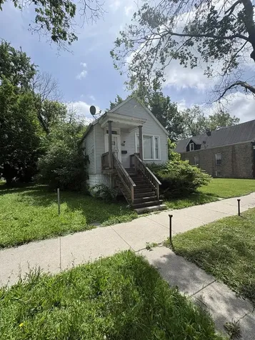 6925 South May Street Chicago IL 60621