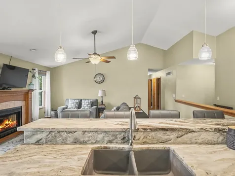 12294 Meadow Drive Winnebago IL 61088