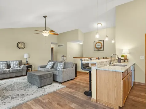 12294 Meadow Drive Winnebago IL 61088