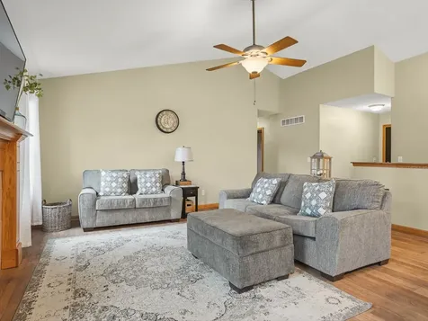 12294 Meadow Drive Winnebago IL 61088