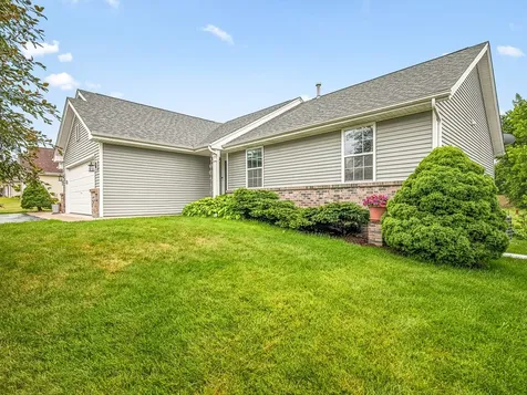 12294 Meadow Drive Winnebago IL 61088