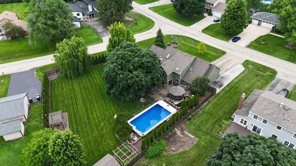 11S514 Webster Lane Naperville IL 60564