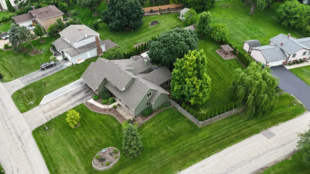 11S514 Webster Lane Naperville IL 60564