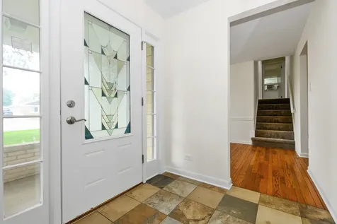 4915 Spring Road Oak Lawn IL 60453