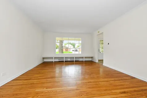 4915 Spring Road Oak Lawn IL 60453