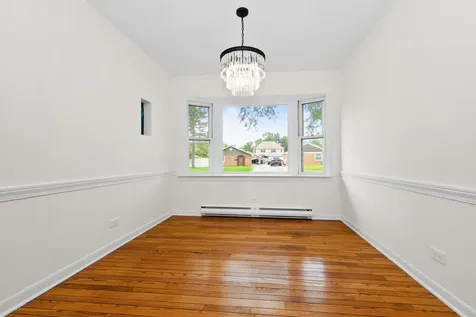 4915 Spring Road Oak Lawn IL 60453