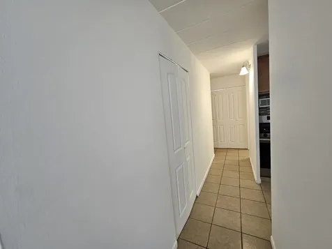 5906 North Sheridan Road Chicago IL 60660