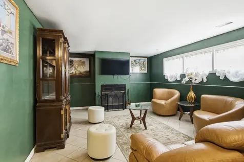 17731 Arlington Drive Country Club Hills IL 60478