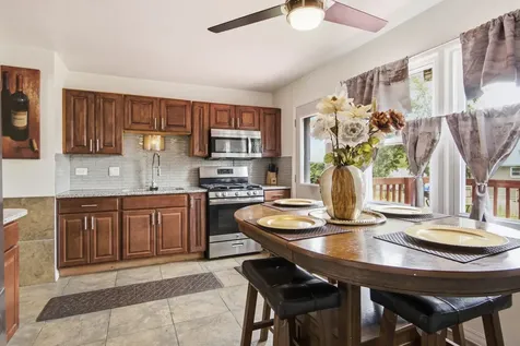 17731 Arlington Drive Country Club Hills IL 60478