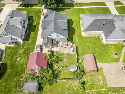 1247 West Logan Street Freeport IL 61032