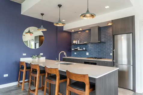 1590 Elmwood Avenue Evanston IL 60201