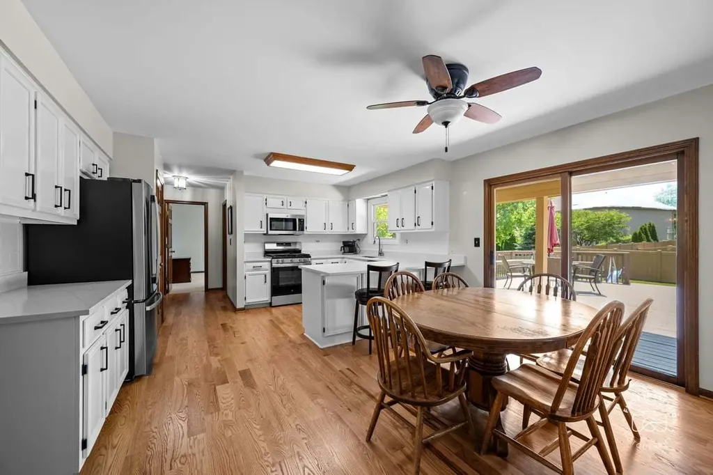 2440 Rio Grande Circle Naperville IL 60565