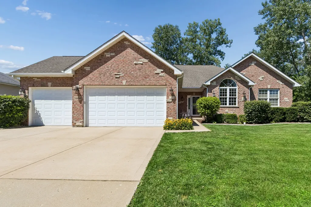 34450 North Sunshine Lane Ingleside IL 60041