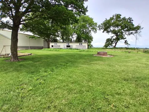 21980 North 800 Avenue Kewanee IL 61443