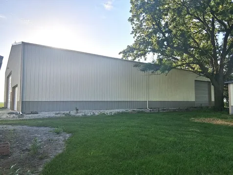 21980 North 800 Avenue Kewanee IL 61443