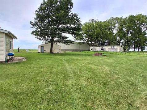 21980 North 800 Avenue Kewanee IL 61443