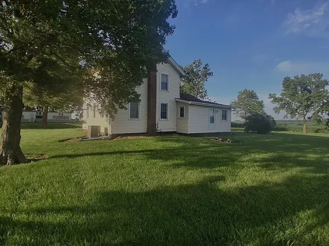 21980 North 800 Avenue Kewanee IL 61443