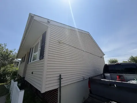 2631 Kennedy Drive North Chicago IL 60064