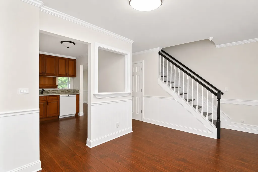1011 Rockport Drive Carol Stream IL 60188