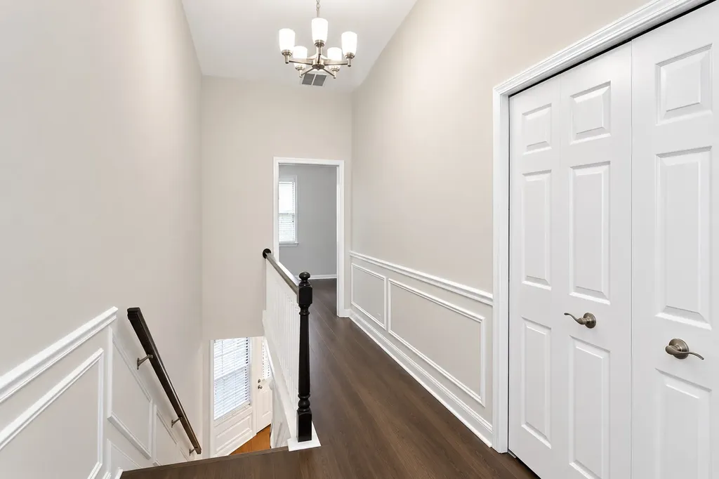 1011 Rockport Drive Carol Stream IL 60188