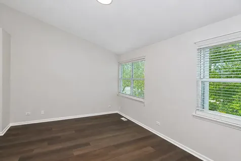 1011 Rockport Drive Carol Stream IL 60188