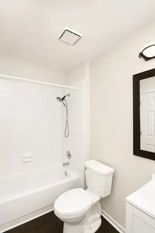 1011 Rockport Drive Carol Stream IL 60188