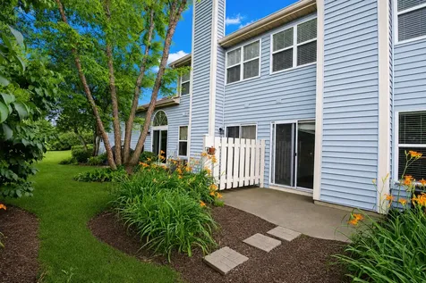 1011 Rockport Drive Carol Stream IL 60188