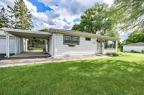 35211 North Edgewater Lane Ingleside IL 60041