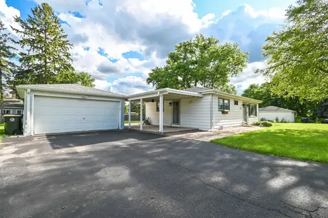 35211 North Edgewater Lane Ingleside IL 60041