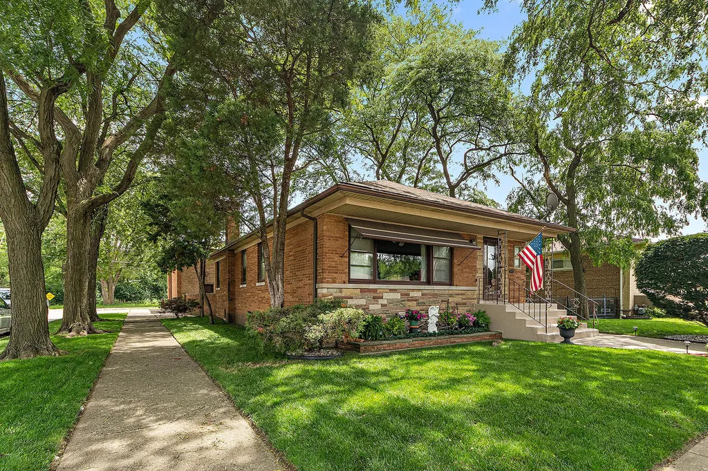 14401 South Hoxie Avenue Burnham IL 60633