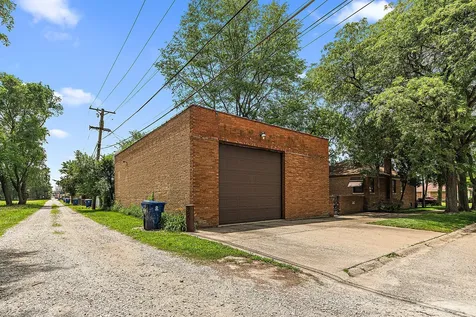 14401 South Hoxie Avenue Burnham IL 60633