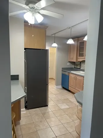 1405 East Central Road Arlington Heights IL 60005