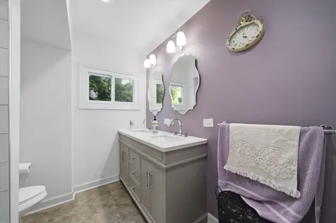2455 Belleview Avenue Westchester IL 60154