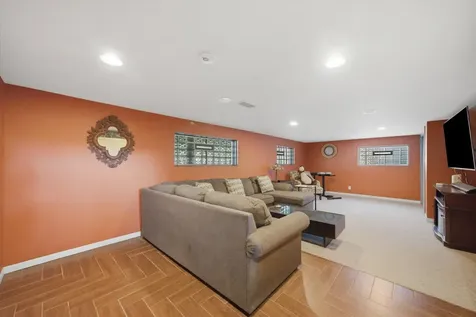 2455 Belleview Avenue Westchester IL 60154