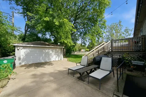 2455 Belleview Avenue Westchester IL 60154