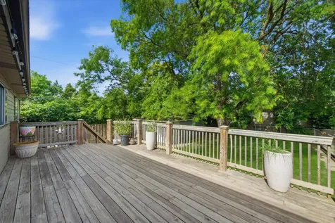 2455 Belleview Avenue Westchester IL 60154