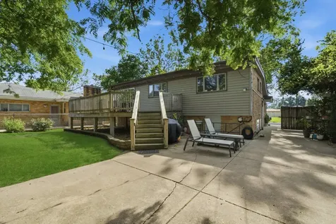 2455 Belleview Avenue Westchester IL 60154
