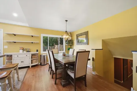 2455 Belleview Avenue Westchester IL 60154