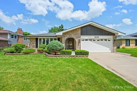 8535 Harvest Lane Darien IL 60561