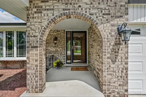 8535 Harvest Lane Darien IL 60561