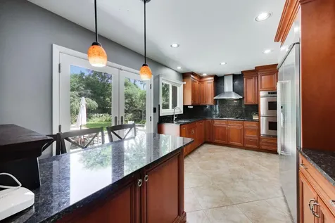 303 Charal Lane Highland Park IL 60035