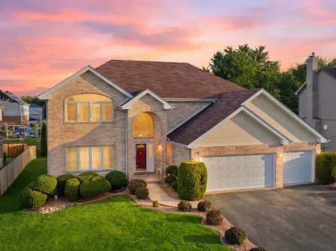 1249 West Parliament Street Crete IL 60417