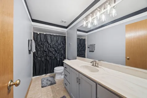 1249 West Parliament Street Crete IL 60417