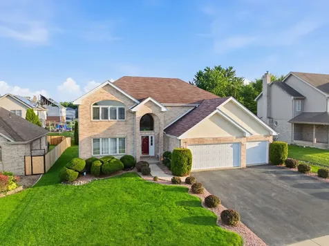 1249 West Parliament Street Crete IL 60417