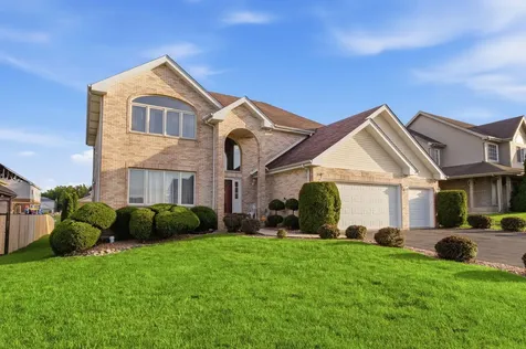 1249 West Parliament Street Crete IL 60417