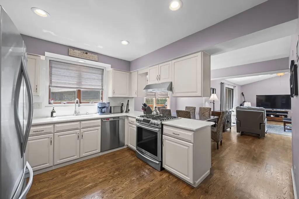 23880 North Overhill Drive Lake Zurich IL 60047