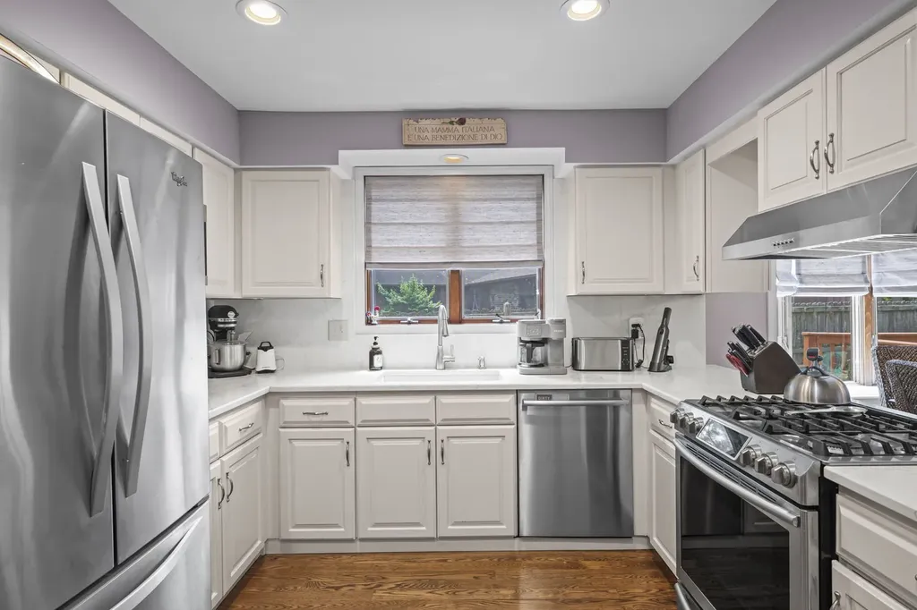 23880 North Overhill Drive Lake Zurich IL 60047