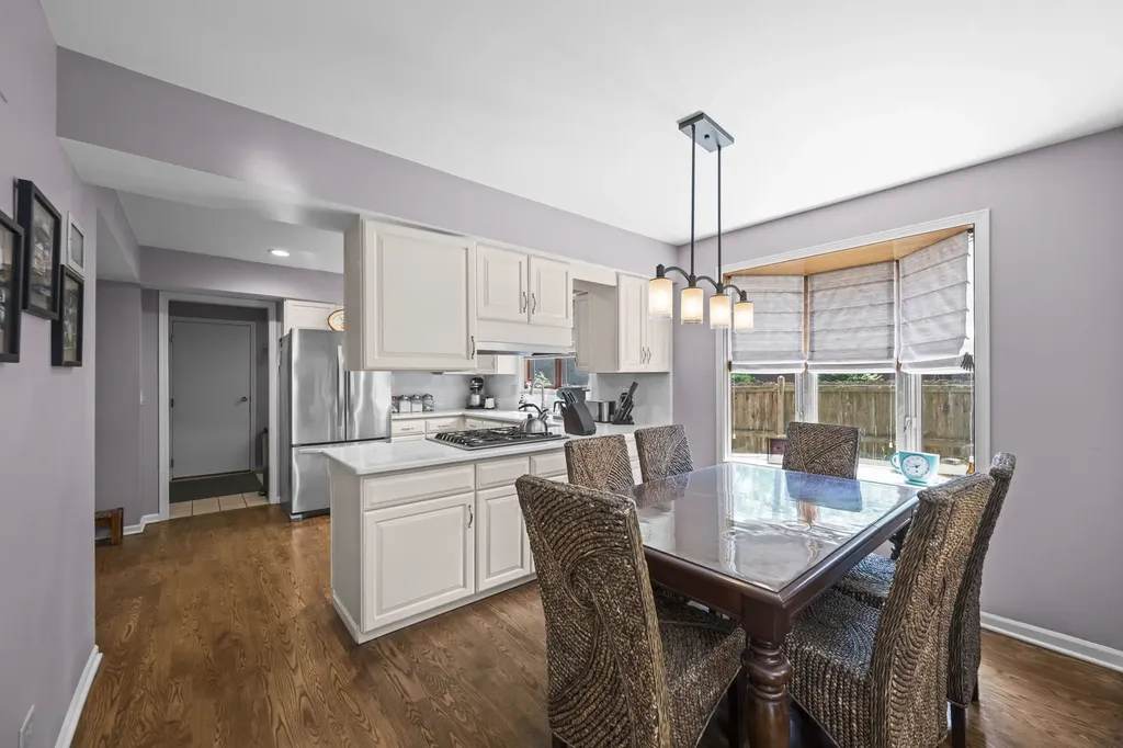 23880 North Overhill Drive Lake Zurich IL 60047