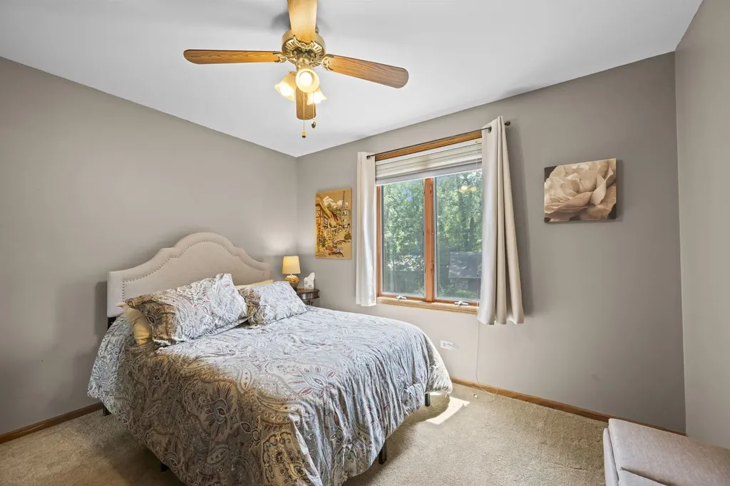 23880 North Overhill Drive Lake Zurich IL 60047