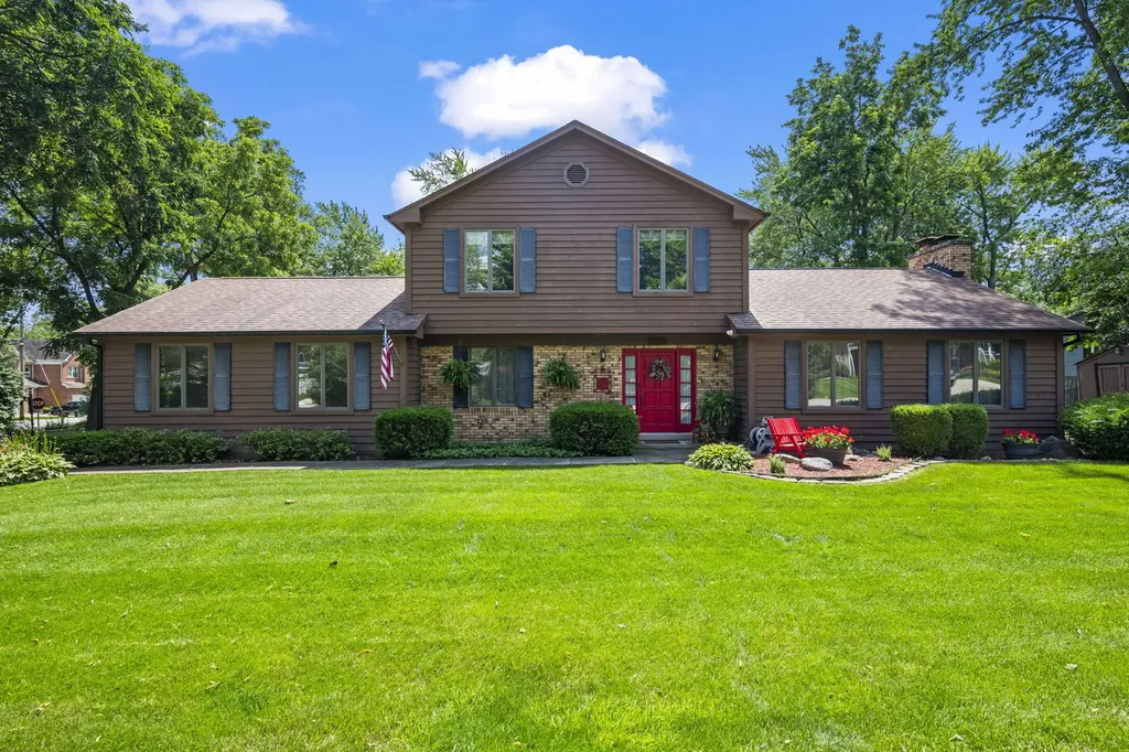 23880 North Overhill Drive Lake Zurich IL 60047